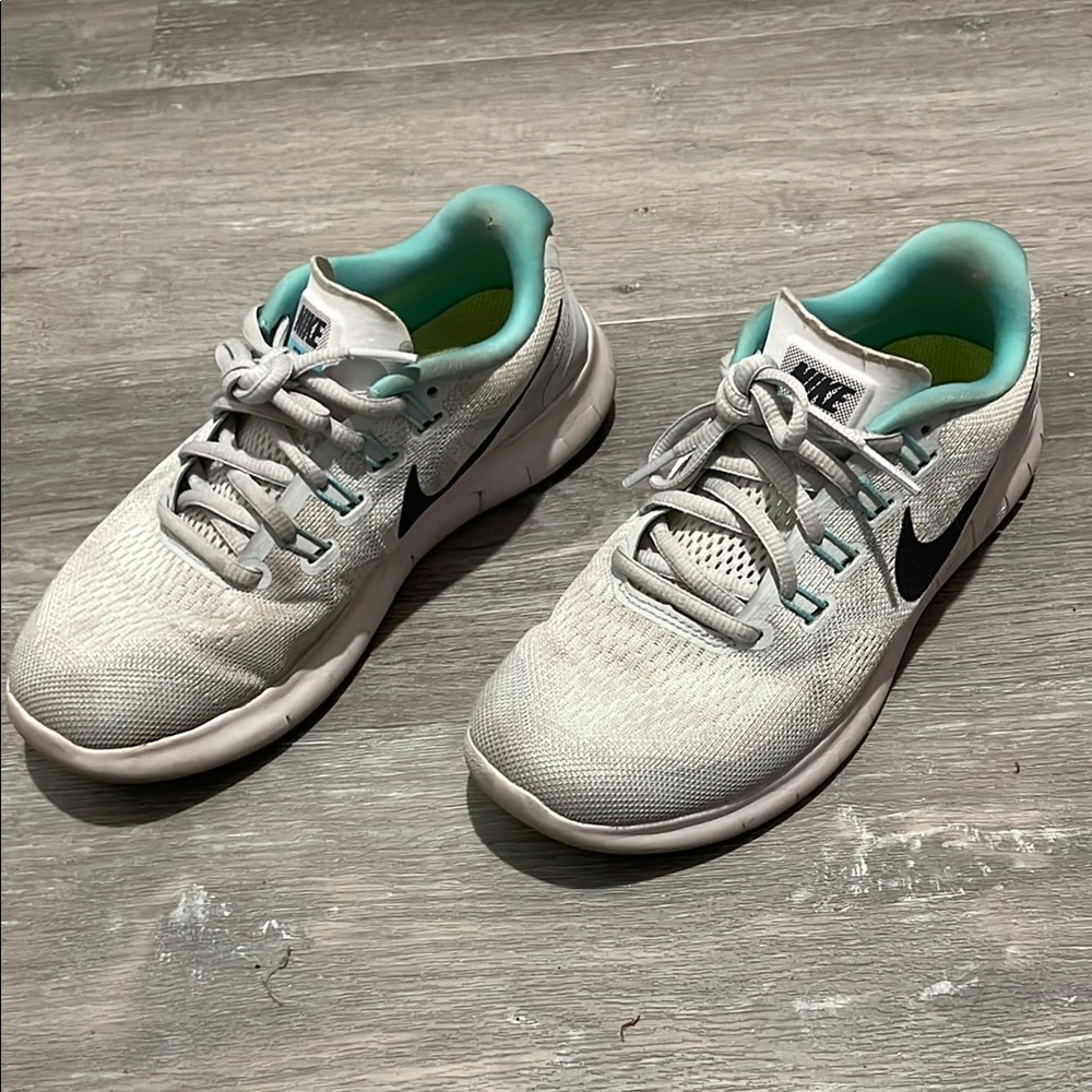 Nike Free RN White and Teal Athletic Sneakers